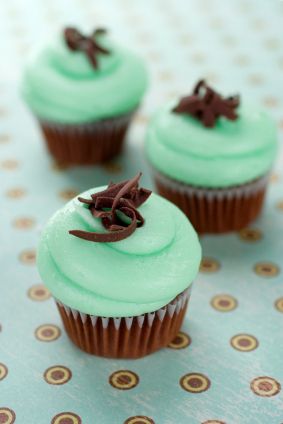 CUPCAKE CHOCOLATE COM MENTA