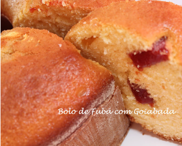 FUBÁ COM GOIABADA MINEIRA