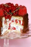 MORANGO COM CHEESECAKE DE VANILA COM CHOCOLATE BELGA